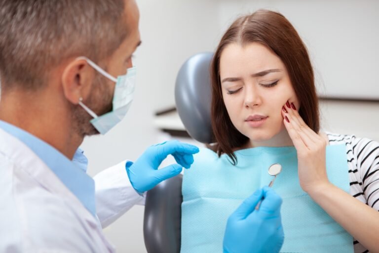 Emergency-Dental-Care-What-to-Do-When-You-Need-Immediate-Attention
